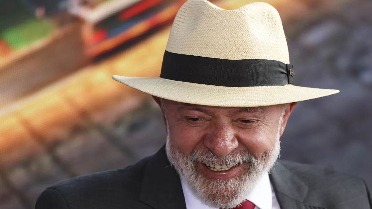 Com R$ 30 bi em recursos, Lula anuncia plano de contingência nesta quarta Uma semana após início da tarifa de 50%, governo marca cerimônia no Planalto e convida empresários para apresentar plano de contingência contra tarifaço