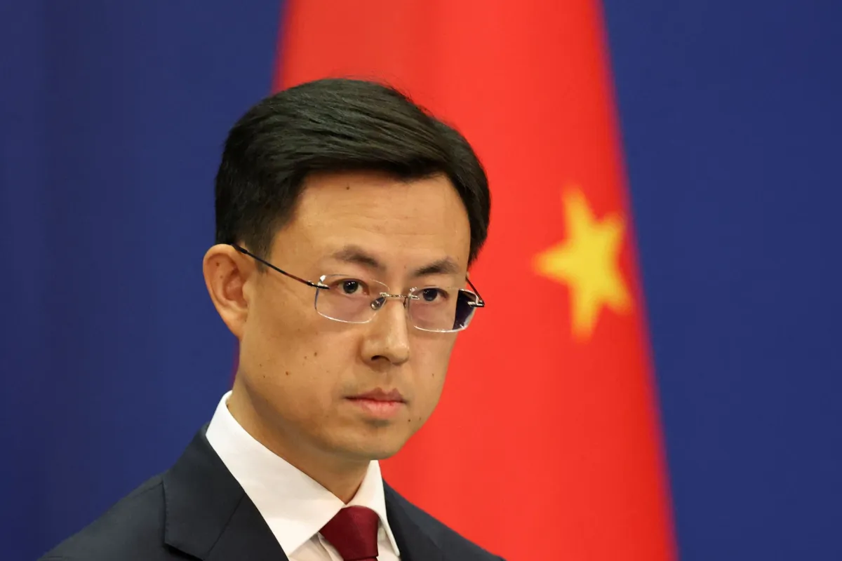 China chama de "irracional" proposta de Trump sobre desarmamento nuclear Presidente dos EUA afirmou que a “desnuclearização é um objetivo muito grande” mas que a Rússia e Pequim estariam dispostos a fazer