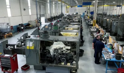 Encomendas de bens de capital dos EUA têm alta inesperada em agosto Por outro lado, o declínio nas remessas sugeriu um ritmo moderado de crescimento nos gastos das empresas com equipamentos neste trimestre