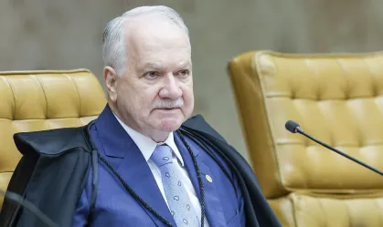 Fachin prioriza temas sociais e econômicos na 1ª semana Analista de política Teo Cury avaliou no CNN Novo Dia que, em sua primeira semana à frente do STF, o novo comando da Corte estabeleceu uma agenda com foco em questões trabalhistas e de impacto social