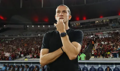 Filipe Luís completa um ano como técnico do Flamengo; veja retrospecto Treinador celebra primeiro ano no comando do time carioca com títulos e bom desempenho