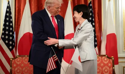 EUA e Japão fecham acordo "anti-China" Segundo o analista Gabriel Monteiro, no CNN Novo Dia, a parceria busca garantir fornecimento de terras raras e minerais essenciais, fortalecendo cadeias de abastecimento e desenvolvendo mercados alternativos à China