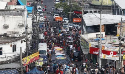 Esquerda aciona Moraes para garantir acesso de famílias a corpos no Rio PT, PSOL e PCdoB pediram ainda queo governo do RJ apresente, em até 48 horas, uma lista nominal das vítimas e o destino dos corpos