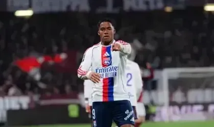 Vídeo: veja os gols de Endrick em seu primeiro hat-trick pelo Lyon Brasileiro marcou três na goleada de 5 a 2 sobre o Metz, pela Ligue 1