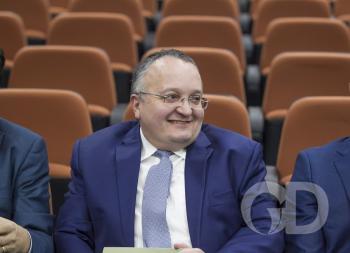 CPI do Crime Organizado convoca Taques para falar de Consignados e 'Caso Oi'