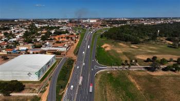 Em um dos últimos atos, Mauro assina ordem para obra do Trevão