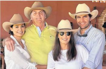 COM BENÇÃO DE BOLSONARO  Viúvo de ex-deputada oficializa pré-candidatura à Câmara Federal e diz que quer 'ajudar Mato Grosso'