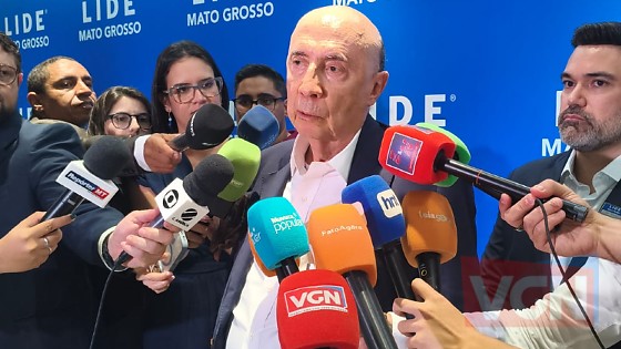 Crise global Queda do dólar afeta agro e ex-ministro sugere industrialização em MT Ex-ministro aponta impacto da crise global, queda do dólar e alta dos combustíveis no agronegócio