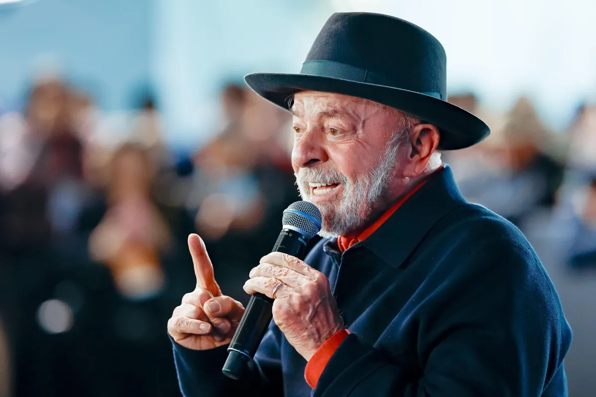 Se esperar sobrar dinheiro, a gente nunca vai investir, diz Lula Durante evento no Palácio do Planalto, presidente afirmou que "dinheiro bom não é dinheiro guardado"