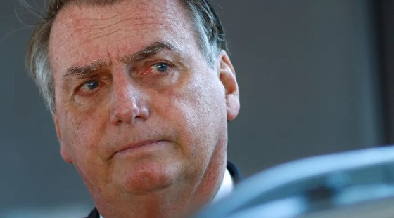 Bolsonaro esclarece ao STF paradeiro de arma e afirma que pistola está sob custódia da Polícia Civil