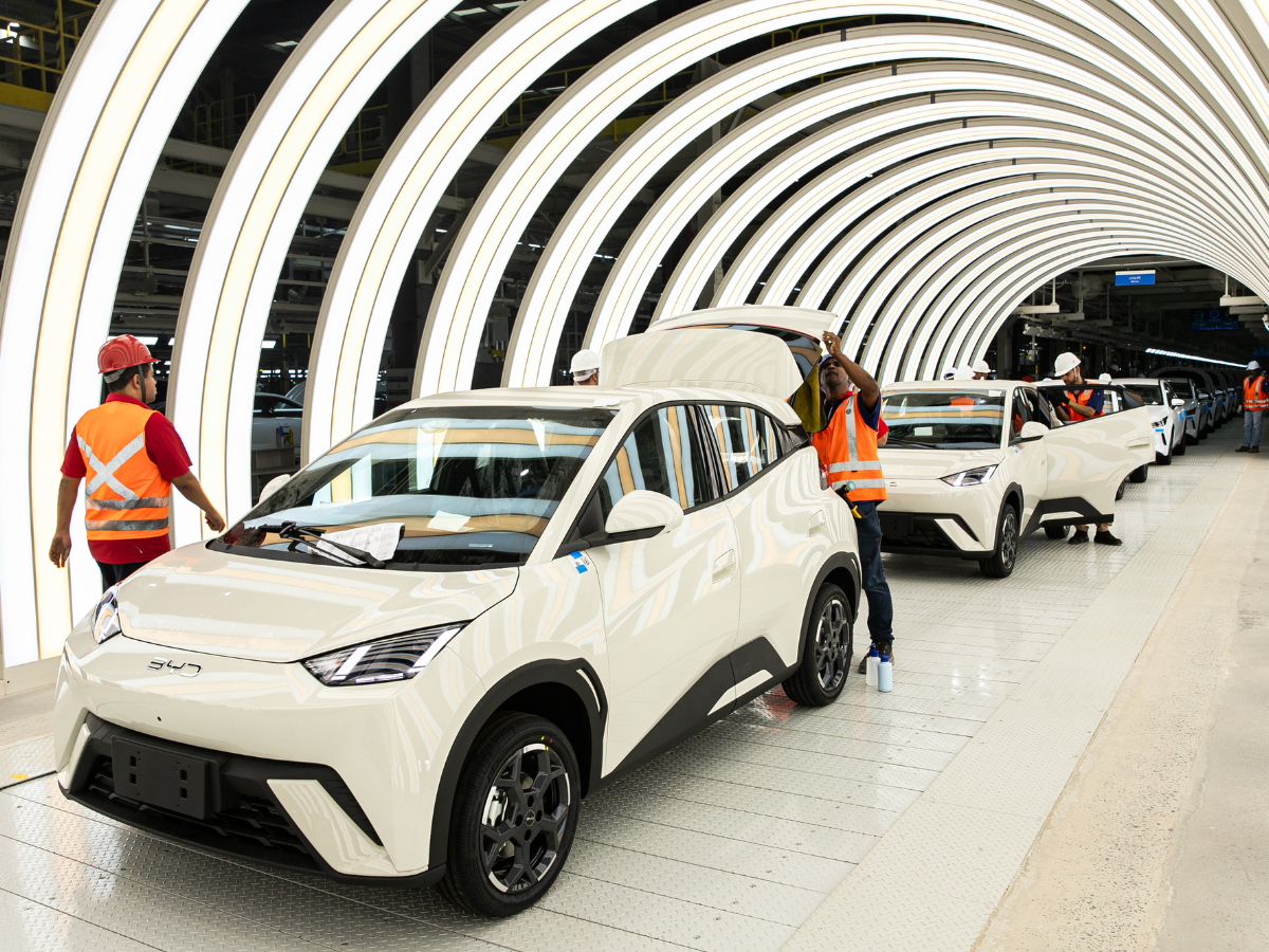 48 horas eletrizantes! BYD quebra recorde e vende mais de 4.600 carros em ação Ação de vendas da líder em tecnologia foi sucesso em todo o Brasil, com destaque em São Paulo e no Nordeste